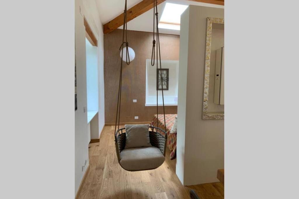 The Cherry Garden House Loft Lusso Apartment บรูนาเต ภายนอก รูปภาพ